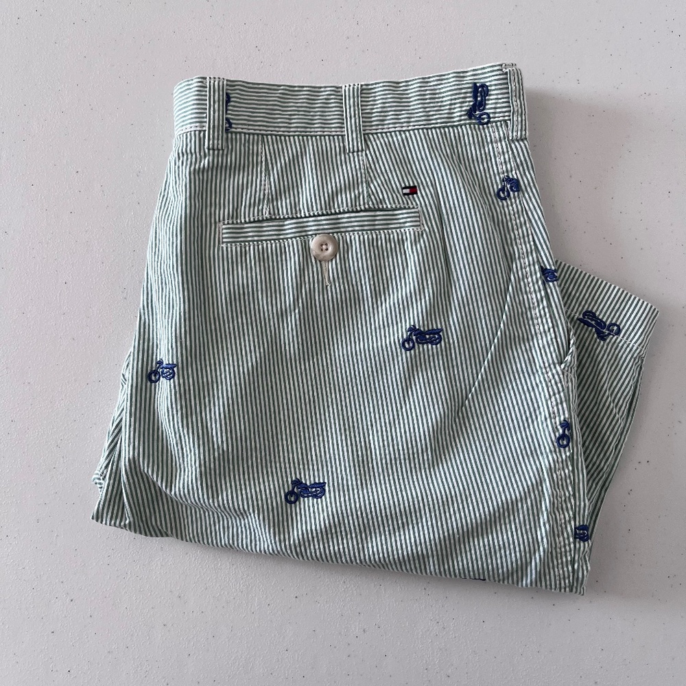 Tommy Hilfiger Men’s Green Striped Shorts with Motorcycle Print size 38
